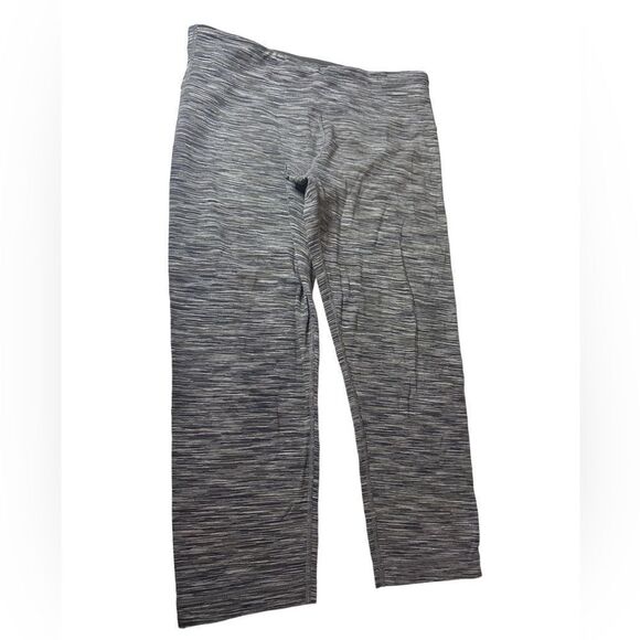Lululemon Crop Leggings (8) - Picture 1 of 5